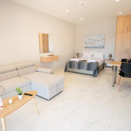 Beachfront Studio Kyma East ~ Crete'S Hidden Gem Kali Limenes Exterior photo