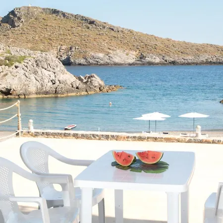 Beachfront Studio Kyma East ~ Crete'S Hidden Gem Kali Limenes Exterior photo