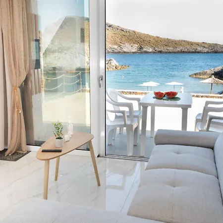 Beachfront Studio Kyma East ~ Crete'S Hidden Gem Kali Limenes Exterior photo